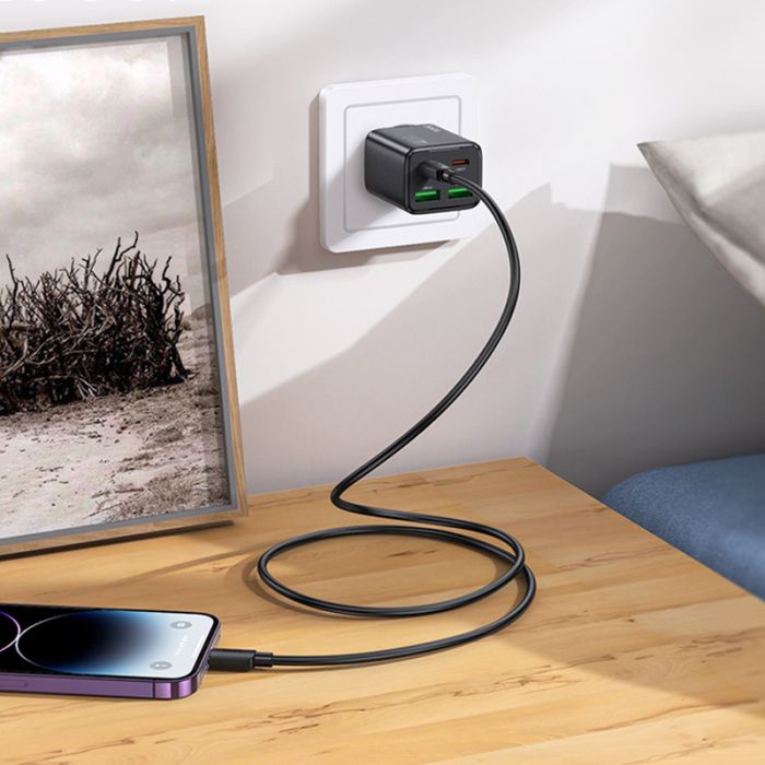 МЗП Hoco N56 Fundador PD30W four-port (2USB-A/2C) + кабель Type-C to Lightning